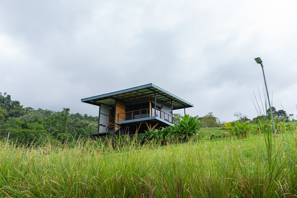 House living off the grid